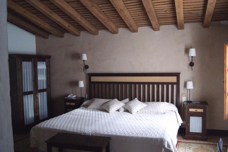 Hotel Casa Escobar & Jerez Valencia de Alcántara Chambre photo